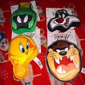 4 Looney Tunes Dog Toy Set
